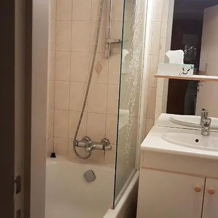 De La Combe Дом отдыха *